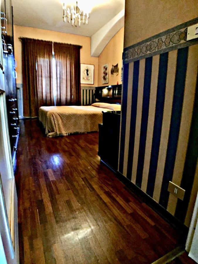 Elegante Appartamento Vicino Al Centro Turyn Zewnętrze zdjęcie
